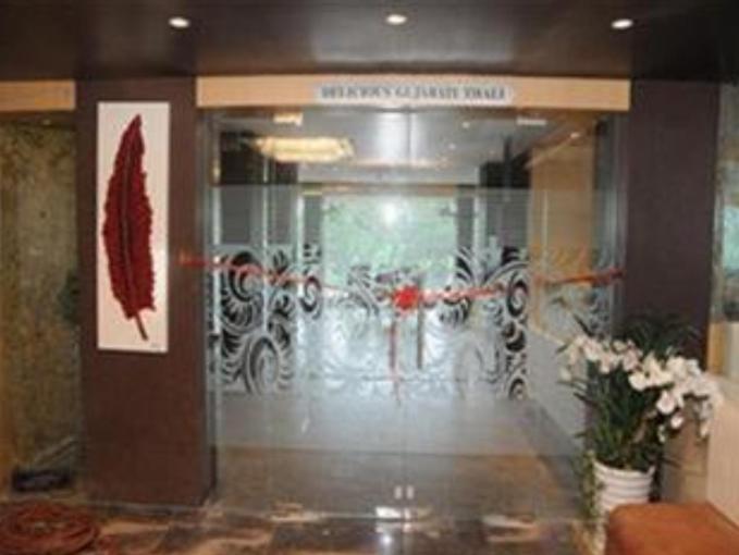 Royal Inn Ankleshwar Екстериор снимка